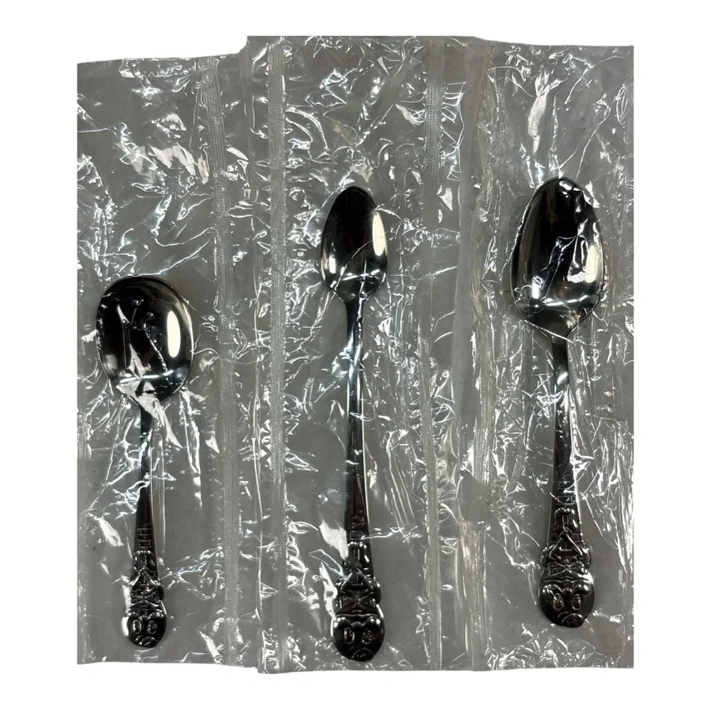 Oneida Stainless HUMPTY DUMPTY 5 Piece Infant Baby Youth Set Community Flatware